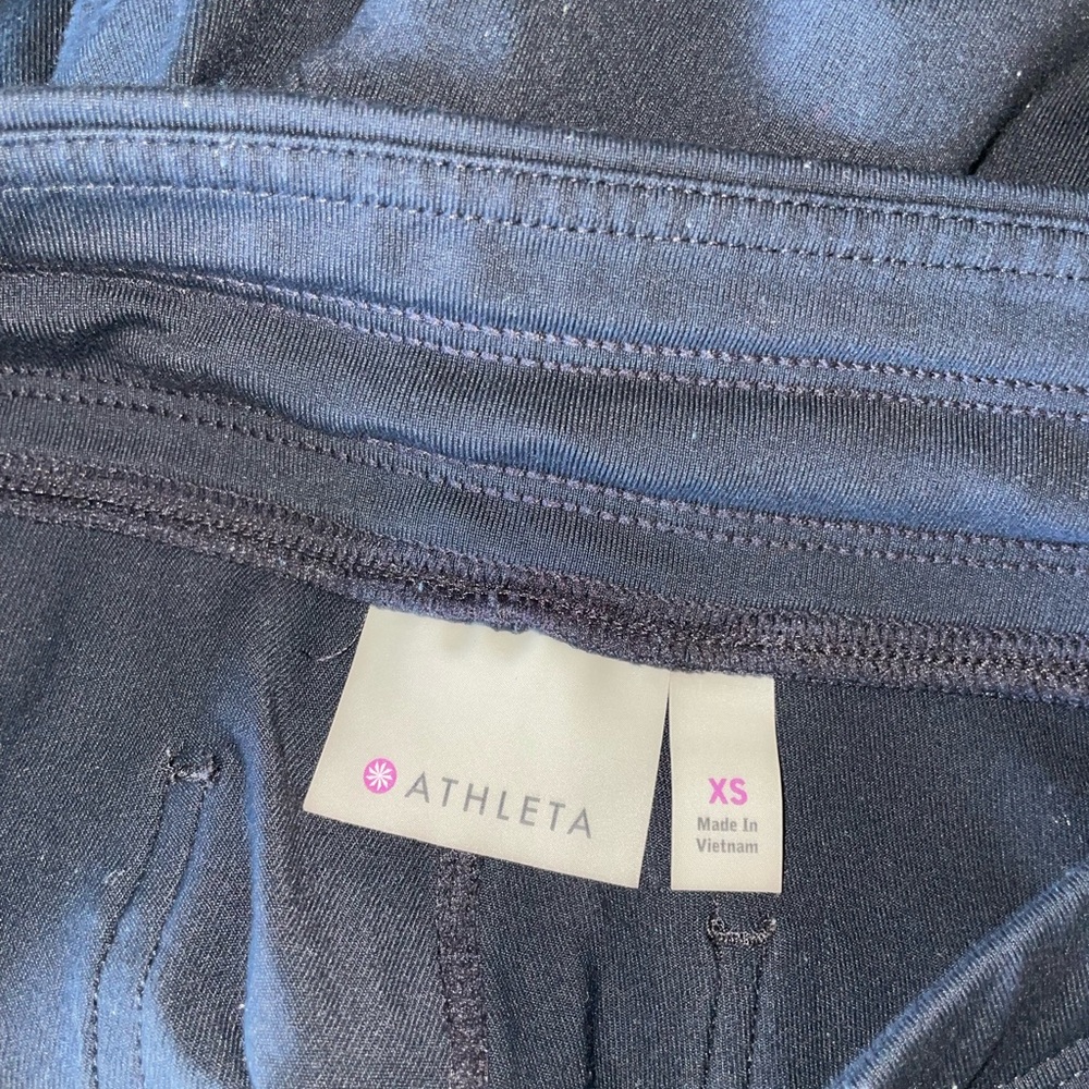 Athleta Black Crop Pant